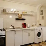 High Hopes No 3 Semi-Basement