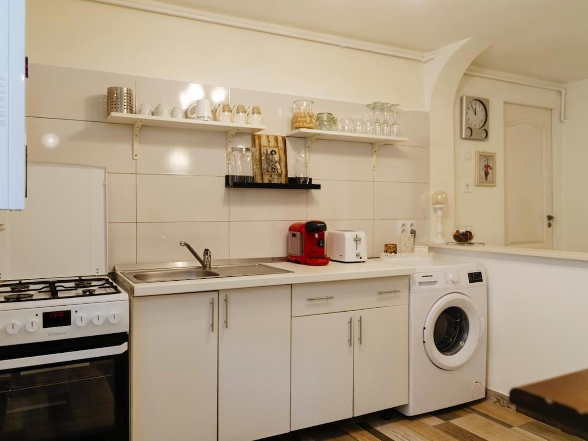 Apartament High Hopes No 3 Semi-basement *