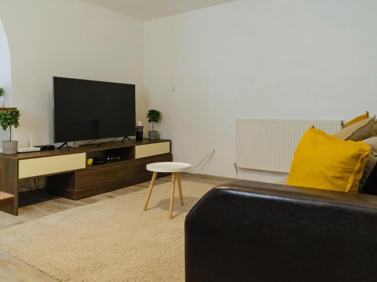 Apartament High Hopes No 3 Semi-basement Brașov